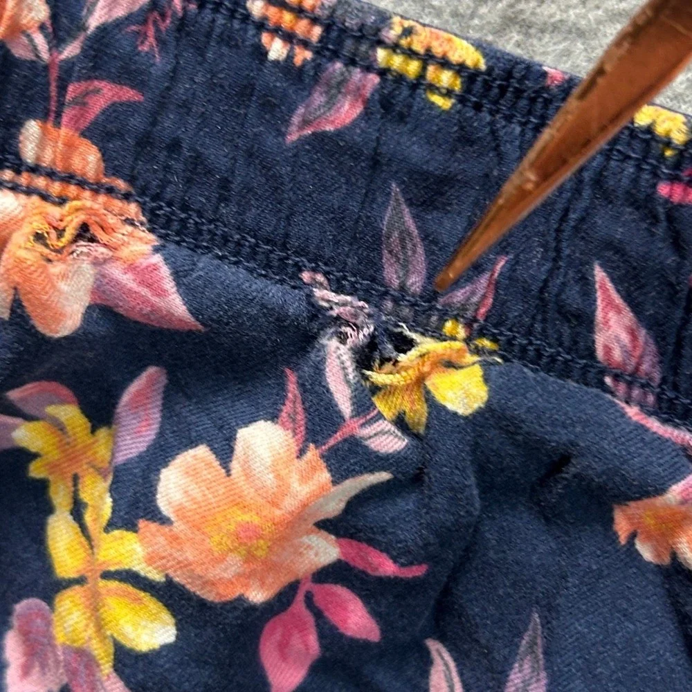 PINK Victoria's Secret Sleep Lounge Shorts Pajama Womens Medium Navy Floral